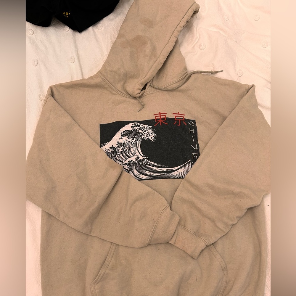 Great wave tan sweatshirt
